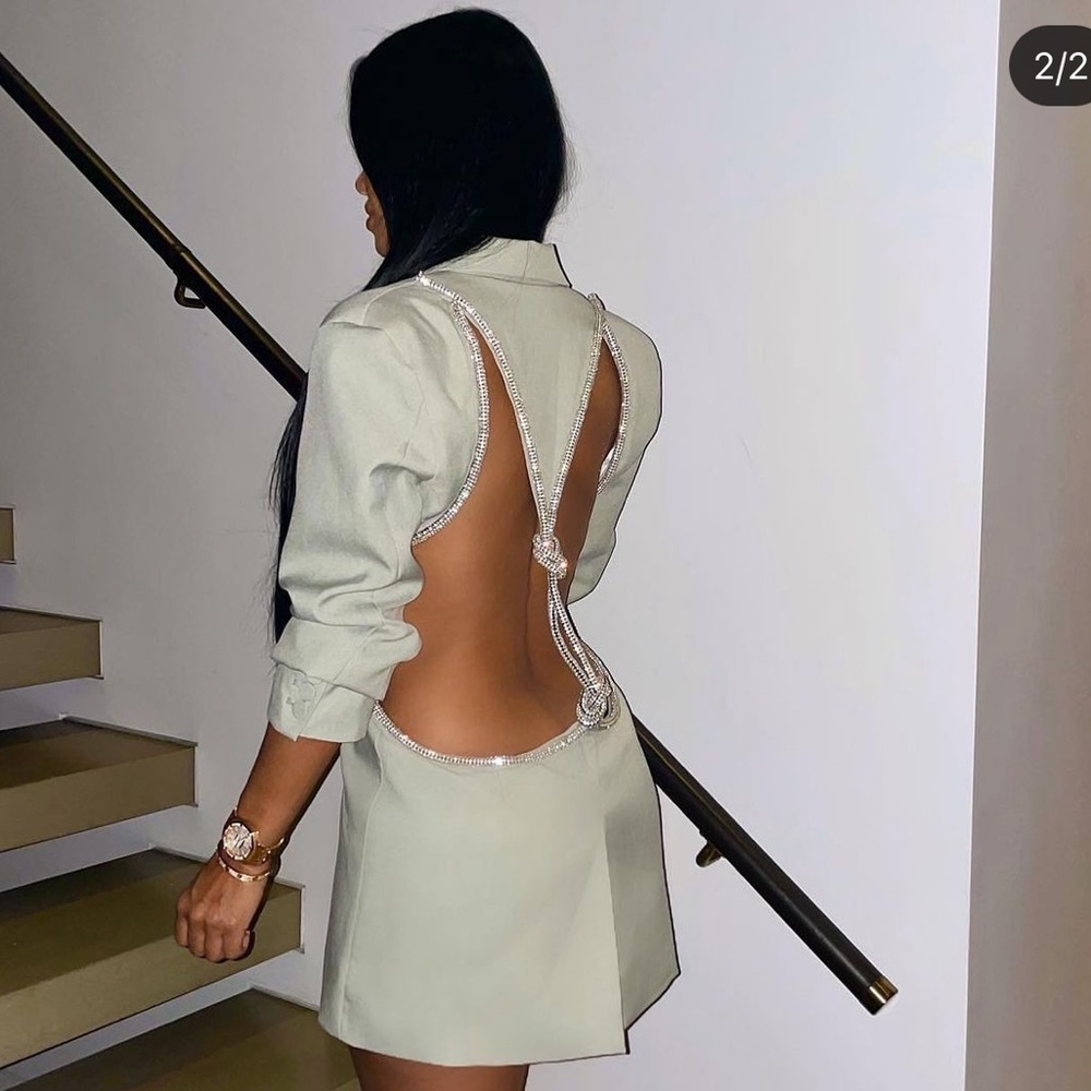 GREEN Cut out blazer with silver knot back